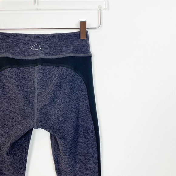 Beyond Yoga Gray Space Dye Leggings Side Panel XS - Picture 5 of 7